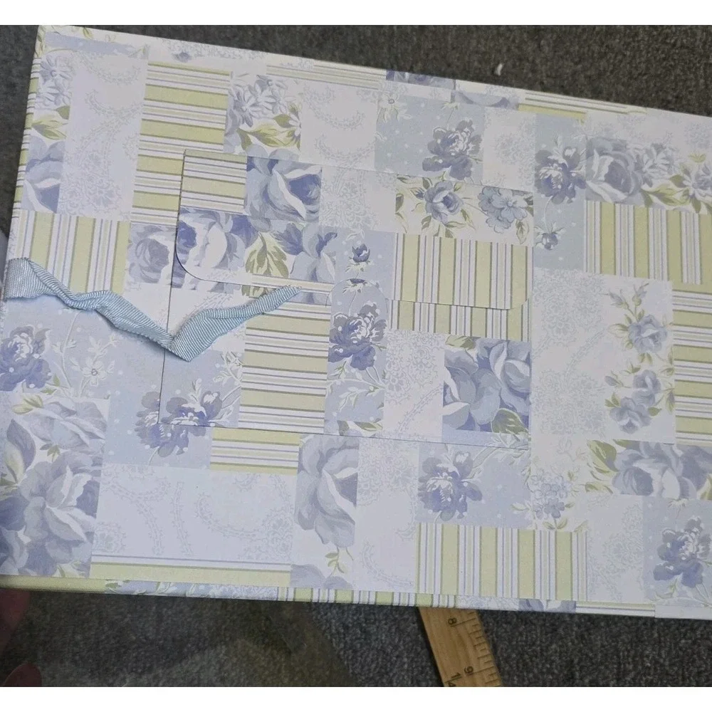 Simply Shabby Chic Floral Photo Album Holds 100 Photos New No.054-25-0342